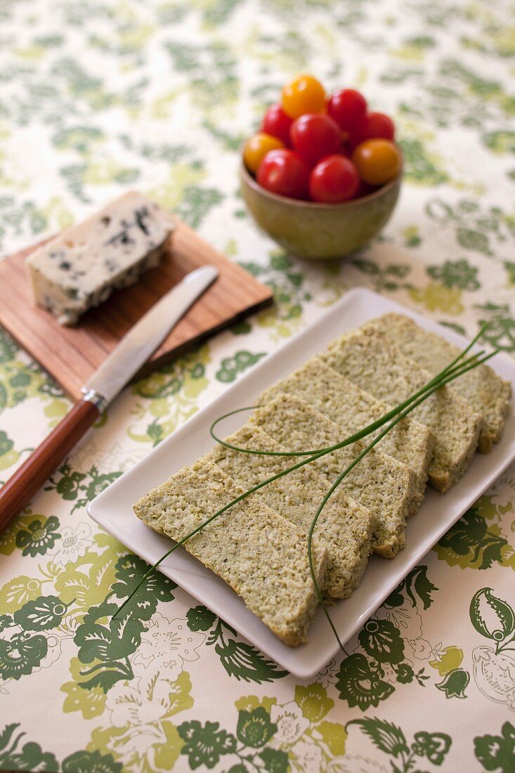 Brokkoli-Terrine mit Roquefort