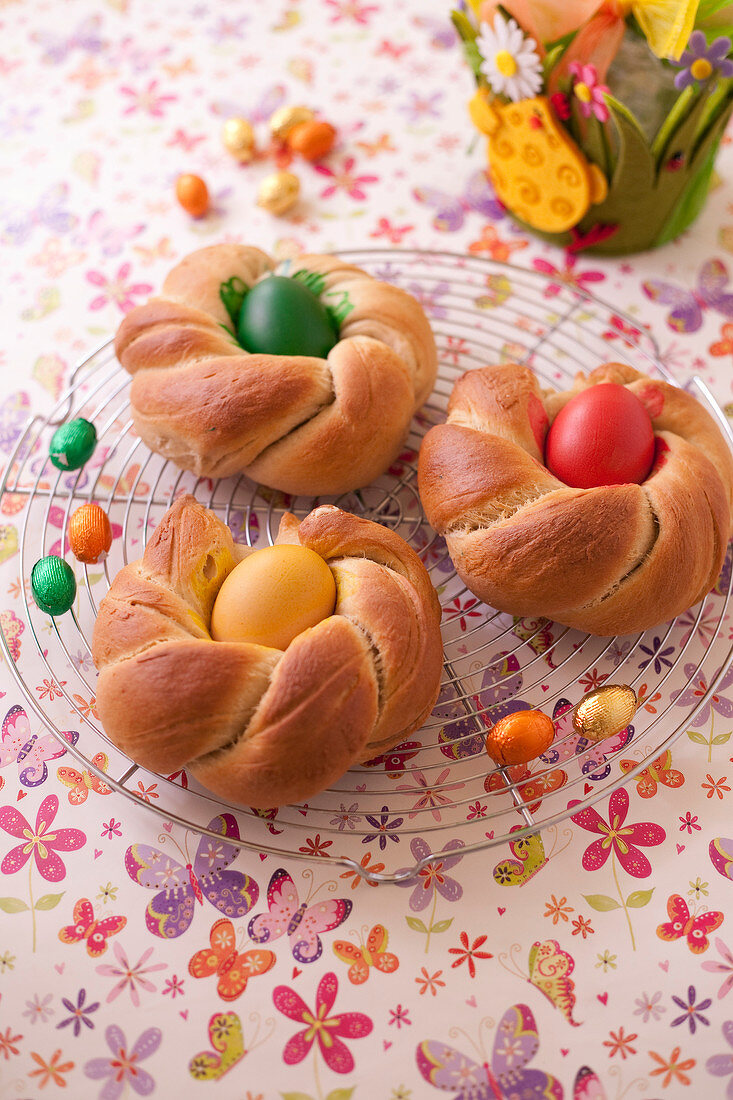 Italian Easter brioche nests