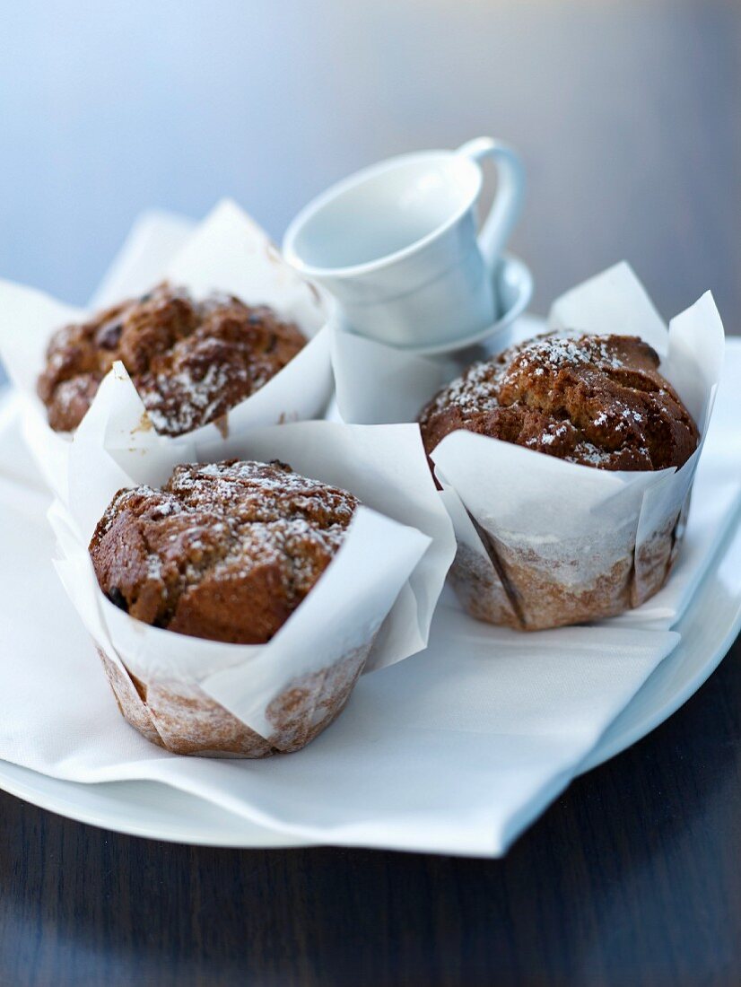 Raisin muffins