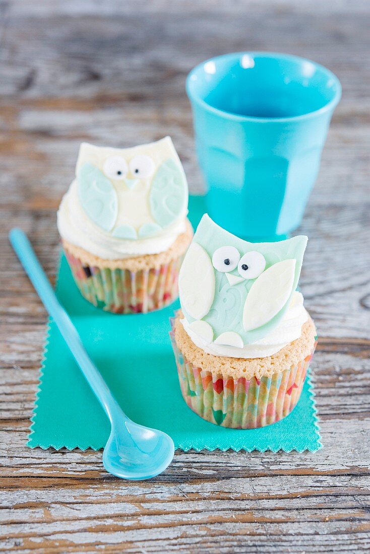 Owl cupcakes