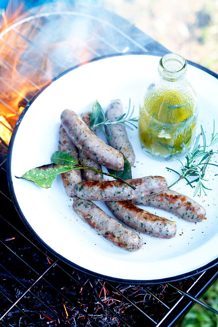 Mini barbecued poultry sausages