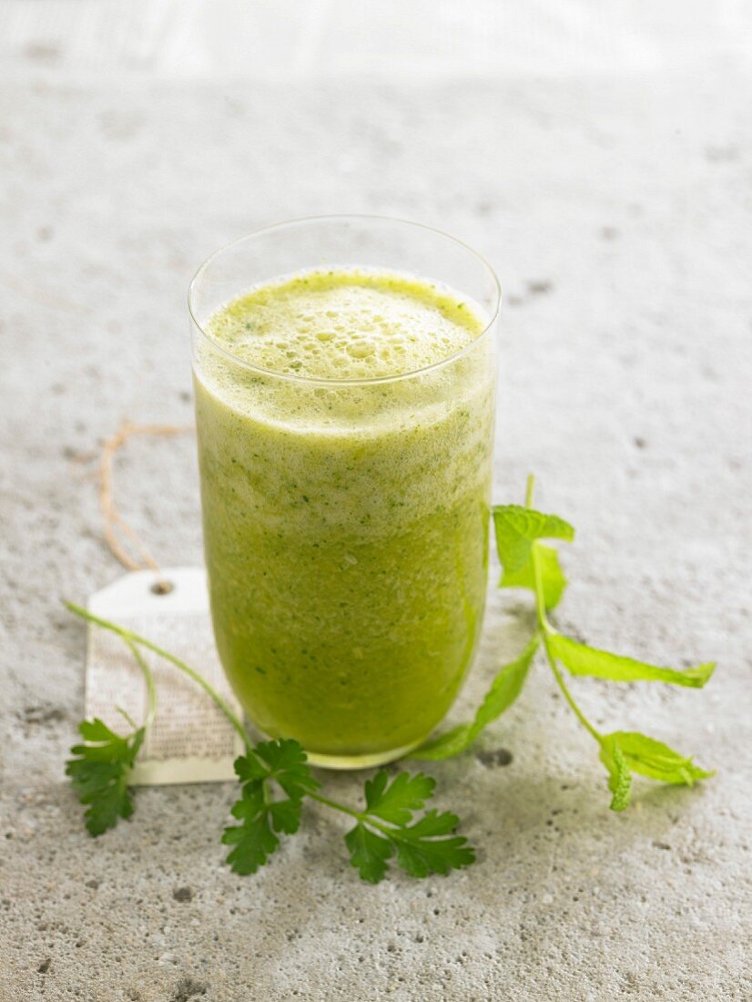 Smoothie with fresh mint and parsley