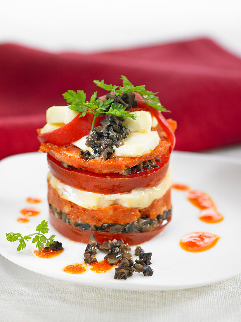 Mille-feuille with cheese, red bell pepper and mushrooms
