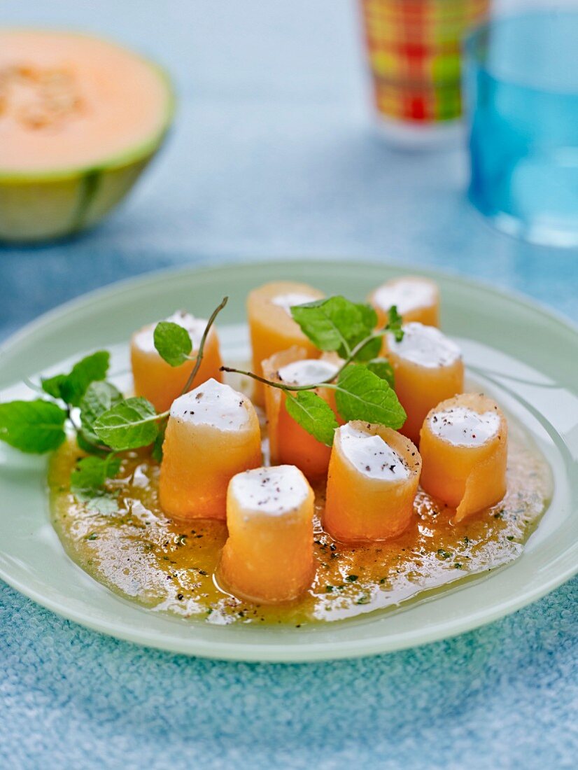 Melon Makis with cream cheese
