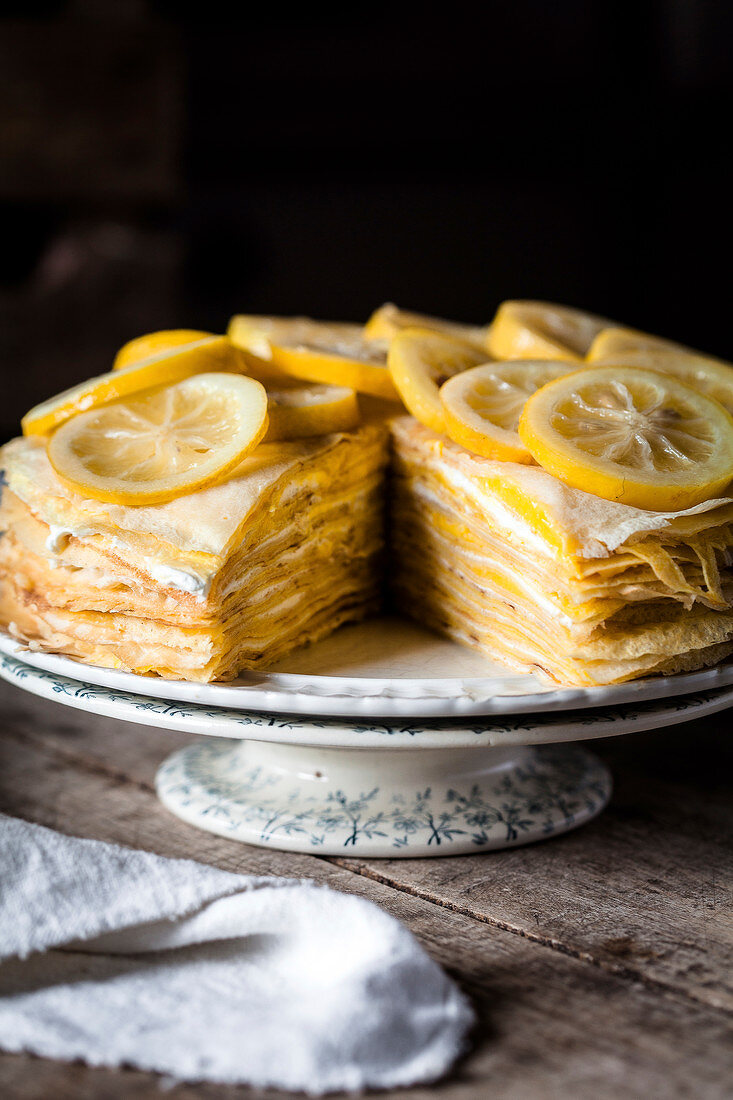 Pfannkuchentorte mit Lemon Curd