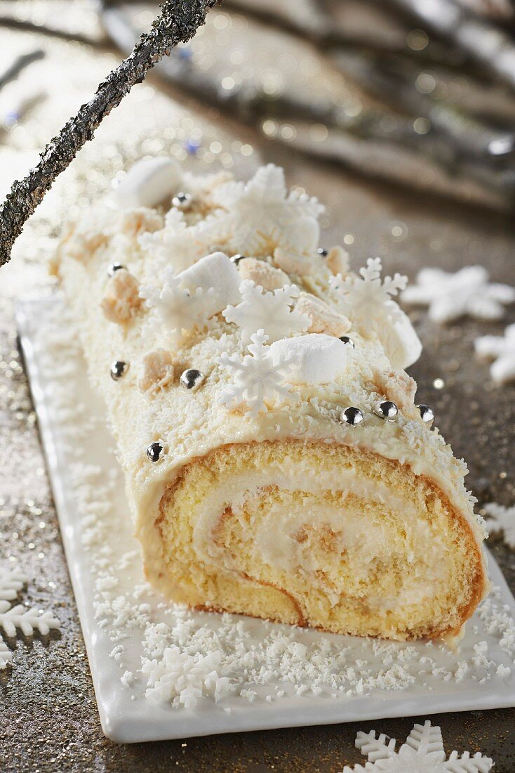 White chocolate and coconut log cake