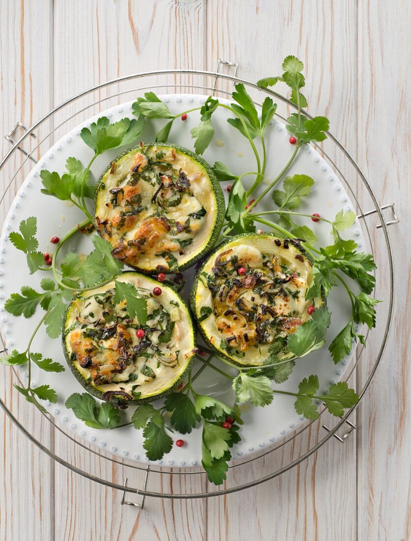 Round zucchinis stuffed with feta and cilantro