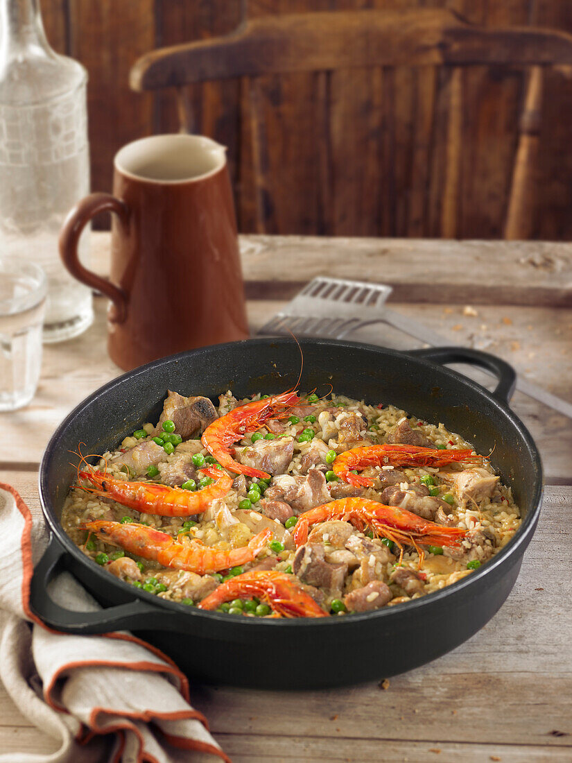 Rice with gambas,peas and pork