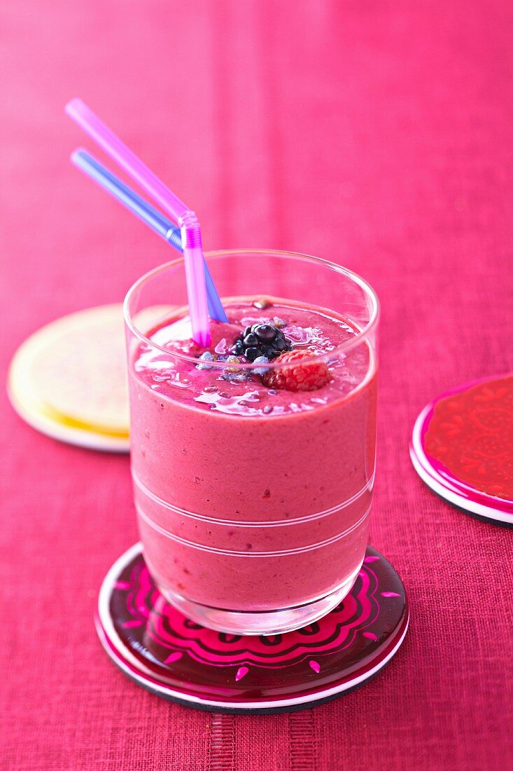 Blackberry-raspberry smoothie