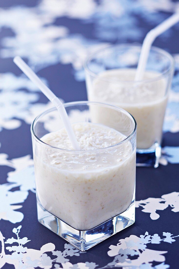 Banana-coconut milk shake
