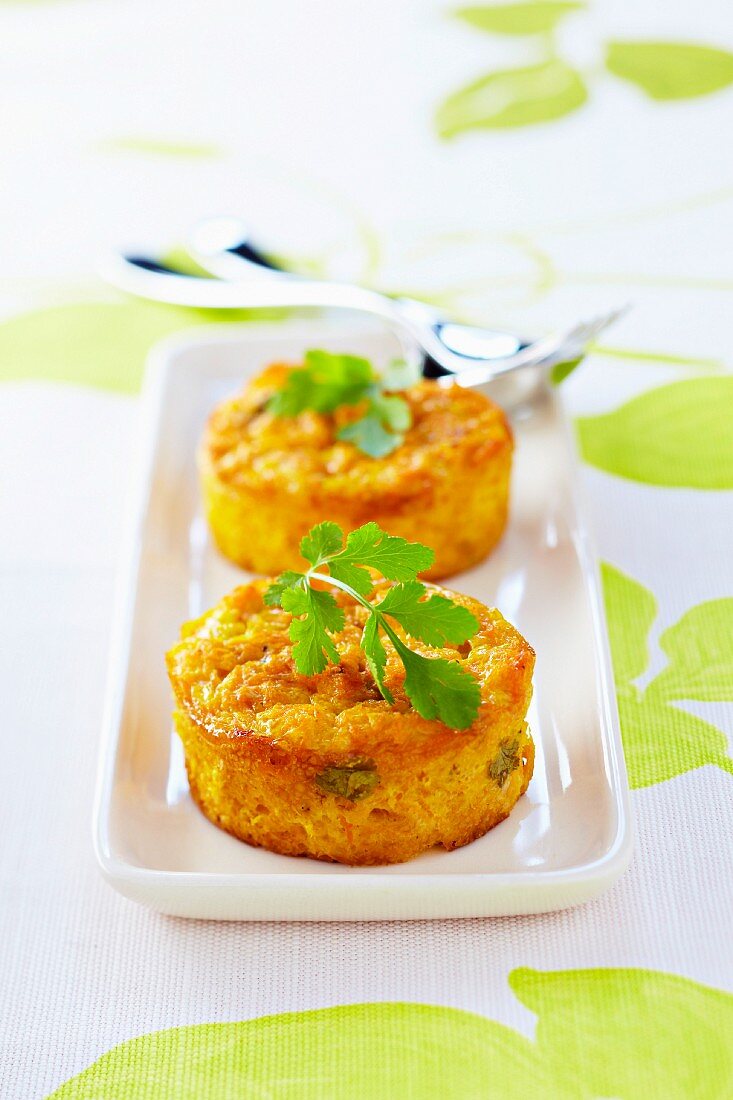 Cilantro and citronella small savoury carrot cakes