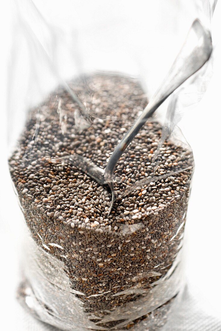 Chia-Samen in einem Plastikbeutel