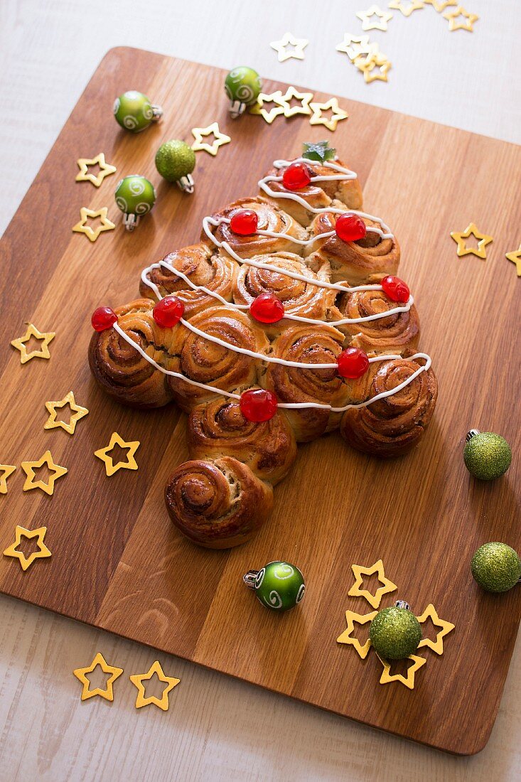 Cinnamon and candied cherry milk bread Christmas tree