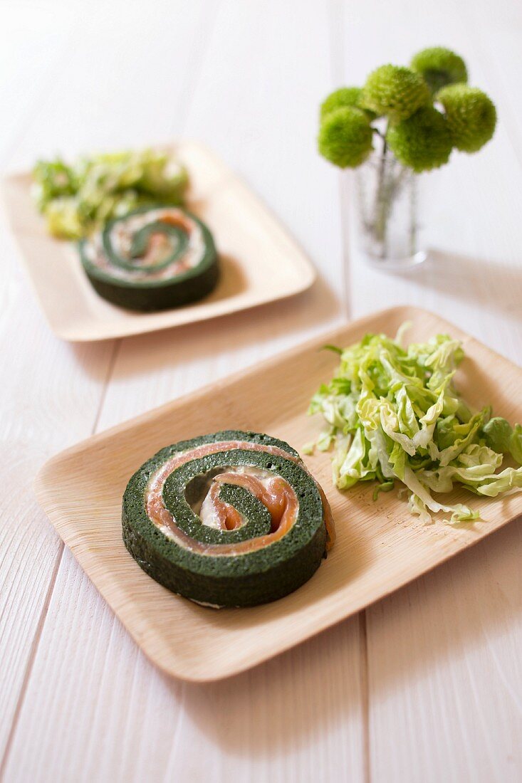Spinach and salmon savoury rolled cake