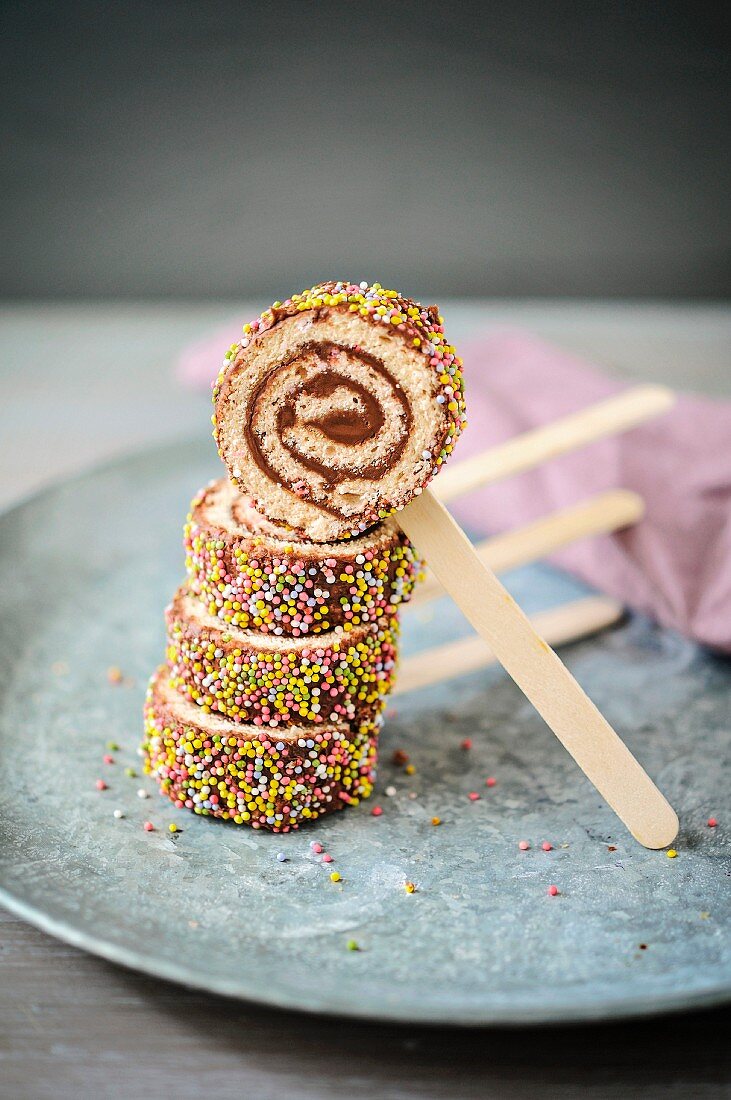 Rolled cake pops