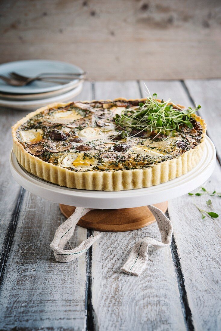 A savoury tart with mushrooms and goat's cheese