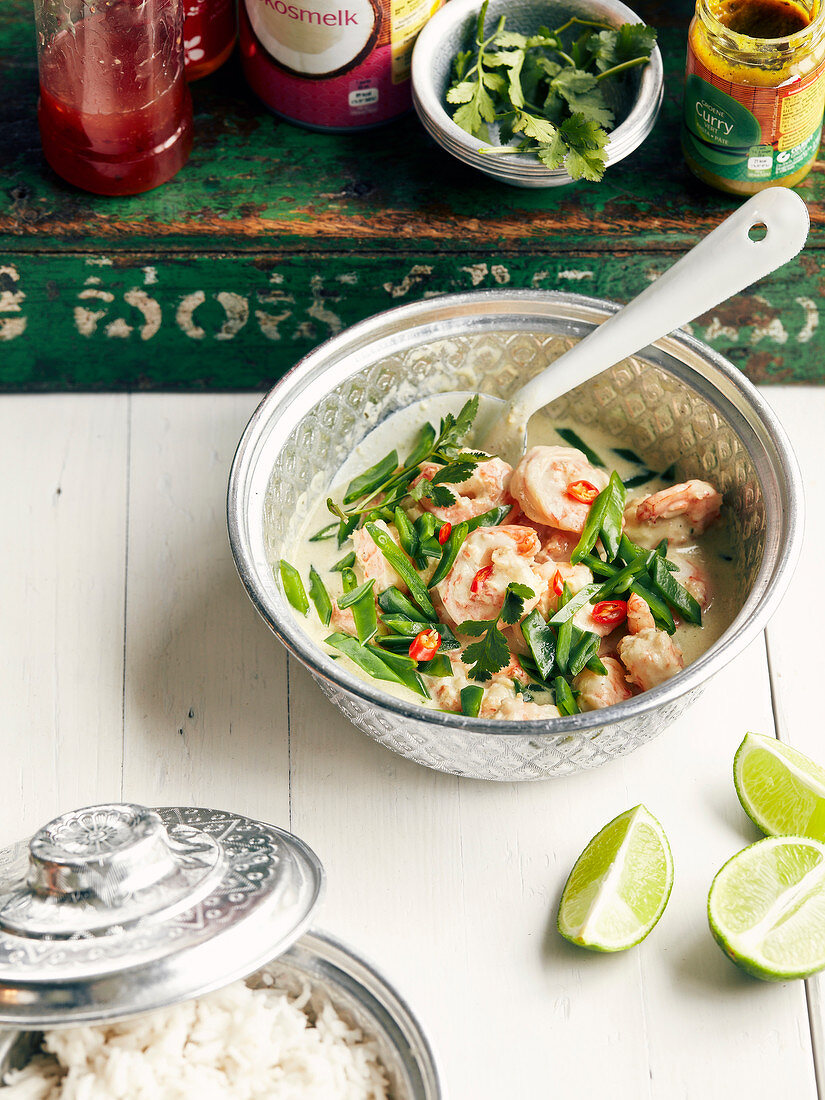 Shrimps in coconut milk,scallion,lime and chili pepper dish