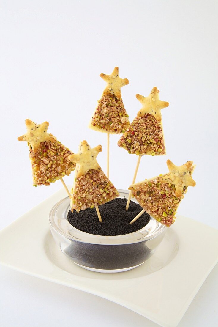 Christmas tree cheese and dried fruit pops