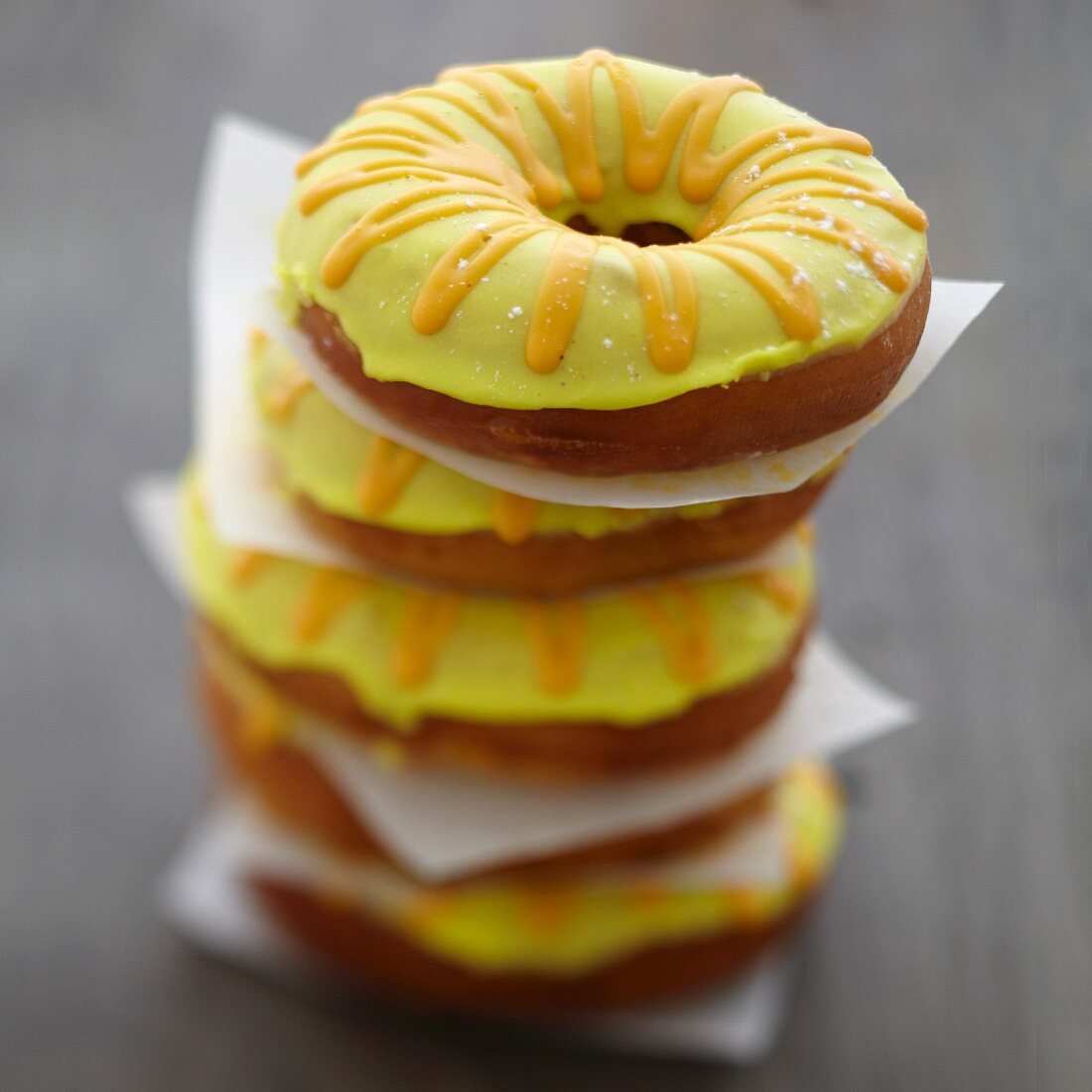 Donuts mit Zitronenconfit