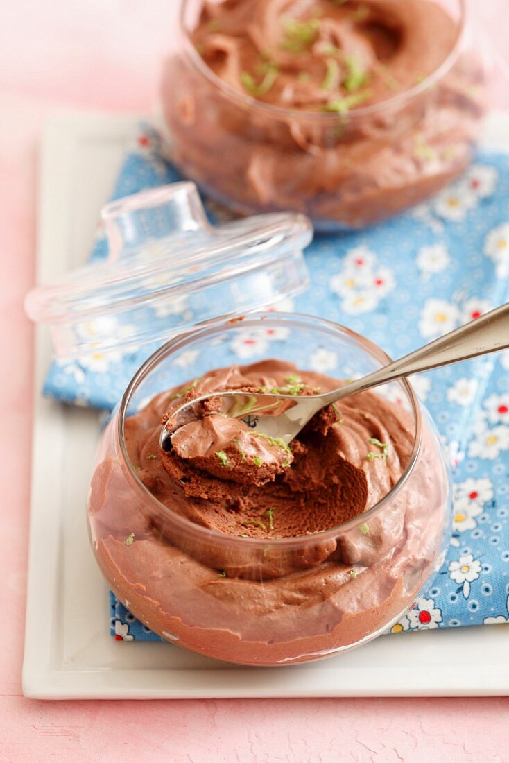 Chocolate mousse with lime zest