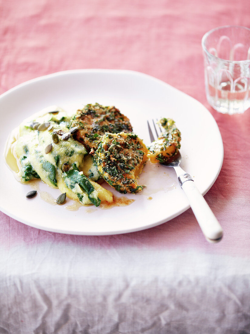 Gebratene Süßkartoffeln mit Kräuter-Brösel-Panade