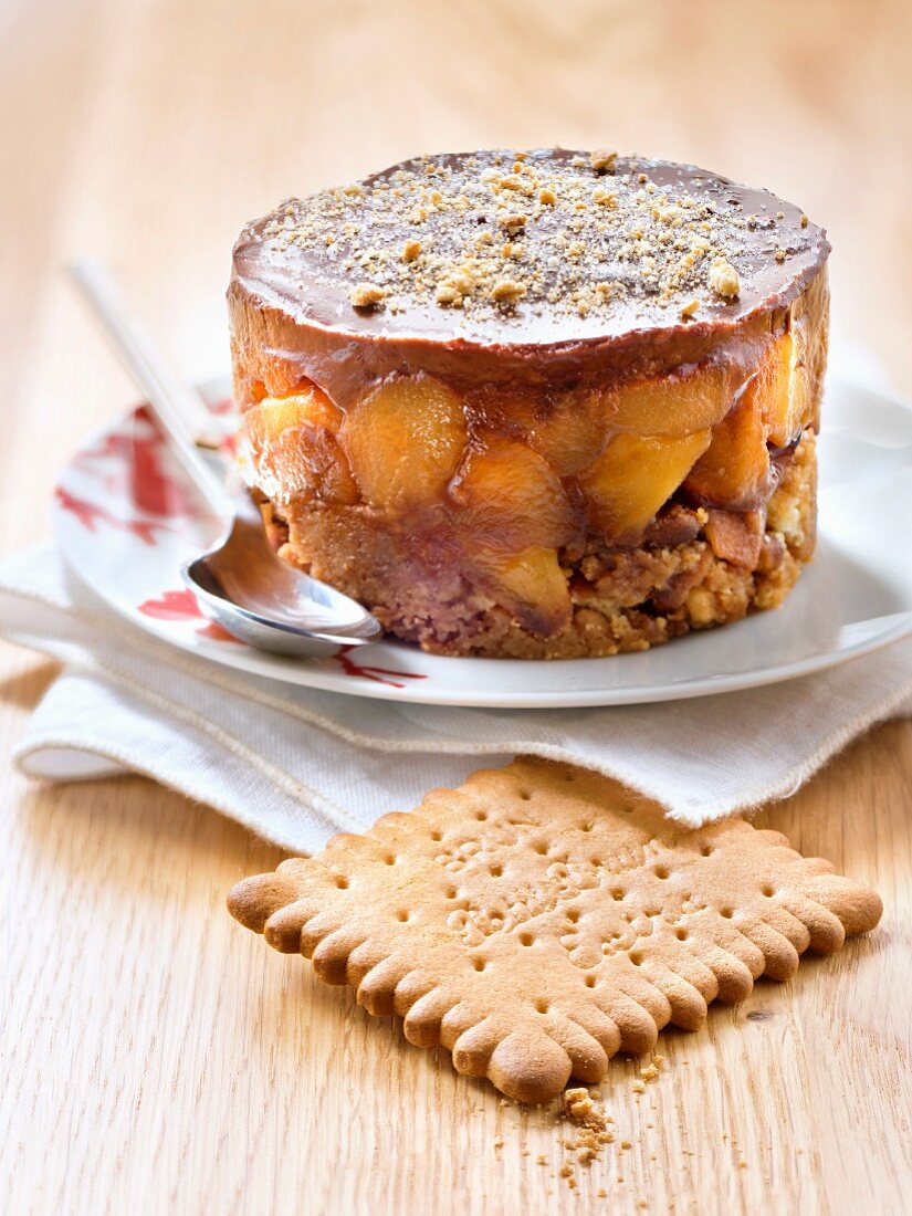 Petit Brun Extra Biscuit,Apple And Chocolate Upside-Down Crumble