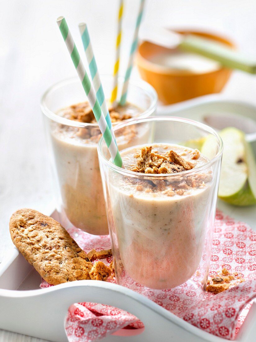 Banana,Apple And Yoghurt Smoothie With Belvita Apricot Biscuit Crumbs