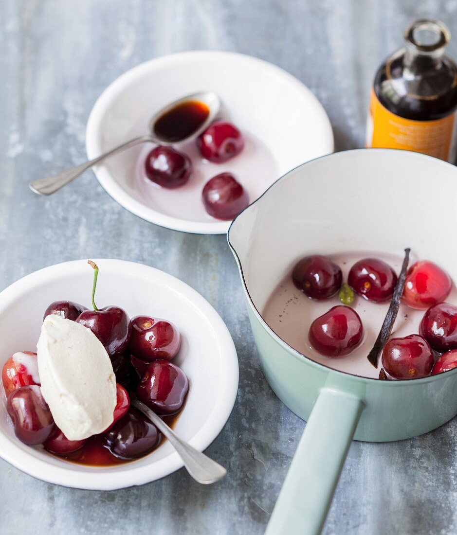 Cherries in vanilla syrup, vanilla ice cream quenelle