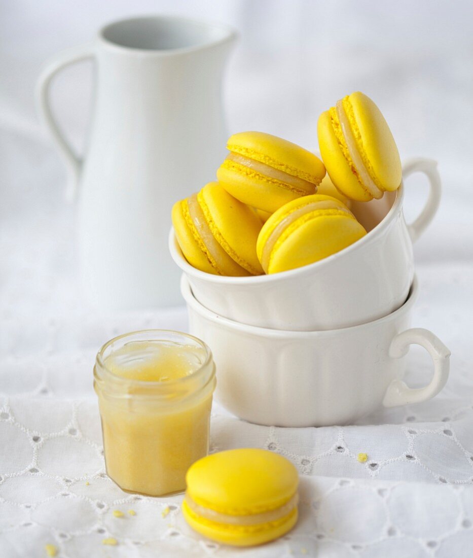 Lemon Macarons