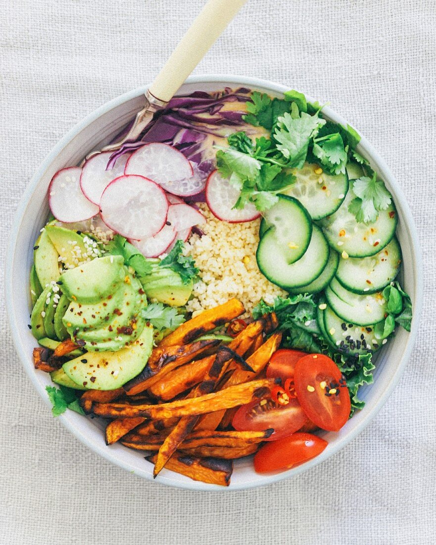 Rainbow semolina bowls