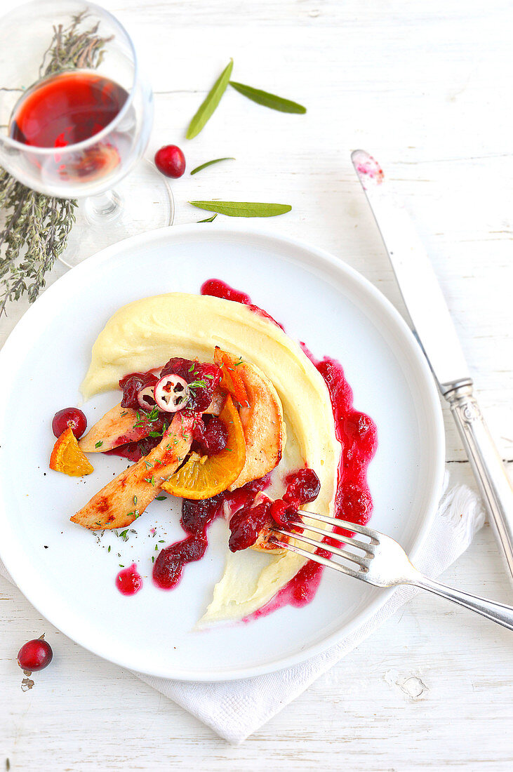 Hähnchen mit Orange und Cranberries, Pastinakenpüree