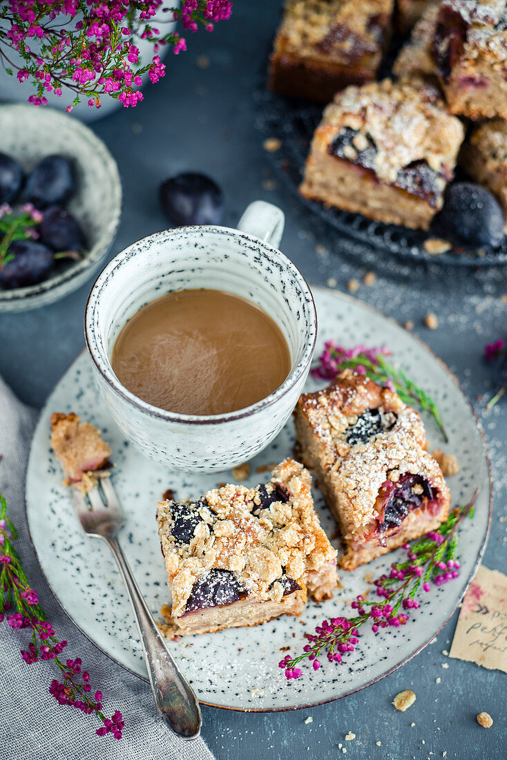 Plums cake and oats crumble topping