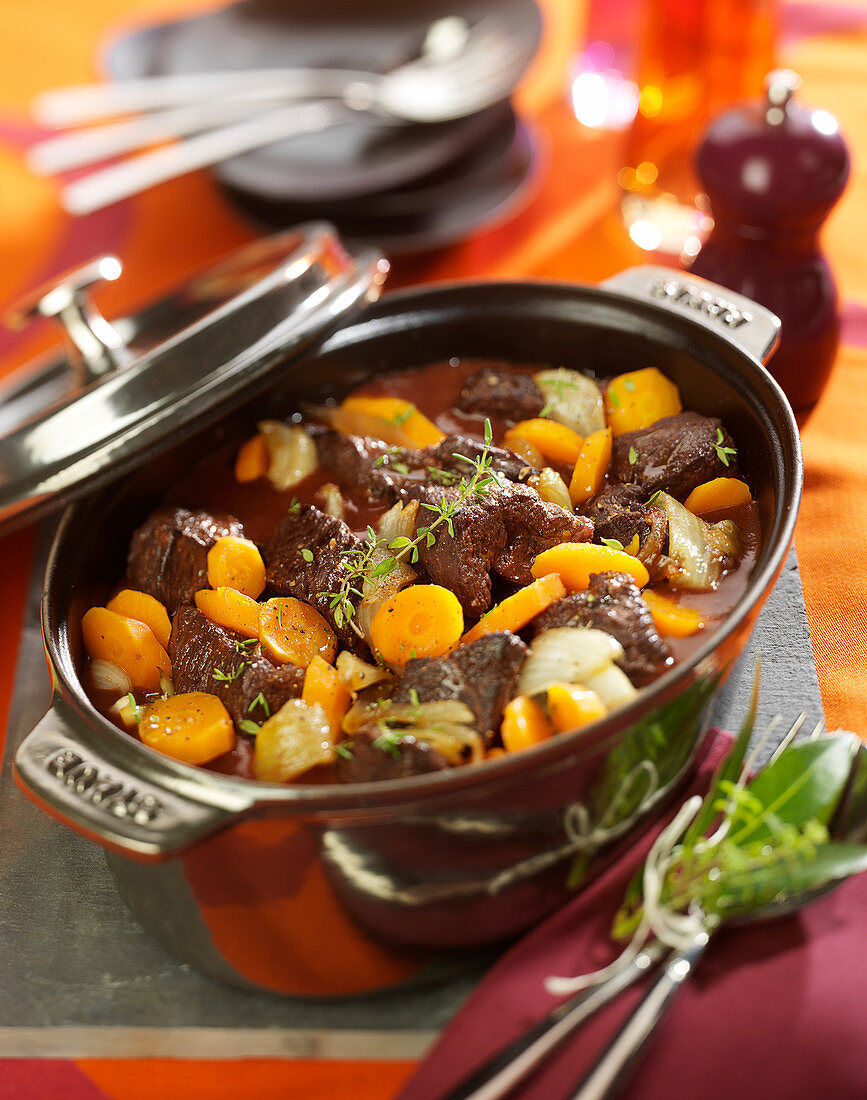 Boeuf-carottes (Rindfleischragout mit Karotten, Frankreich)