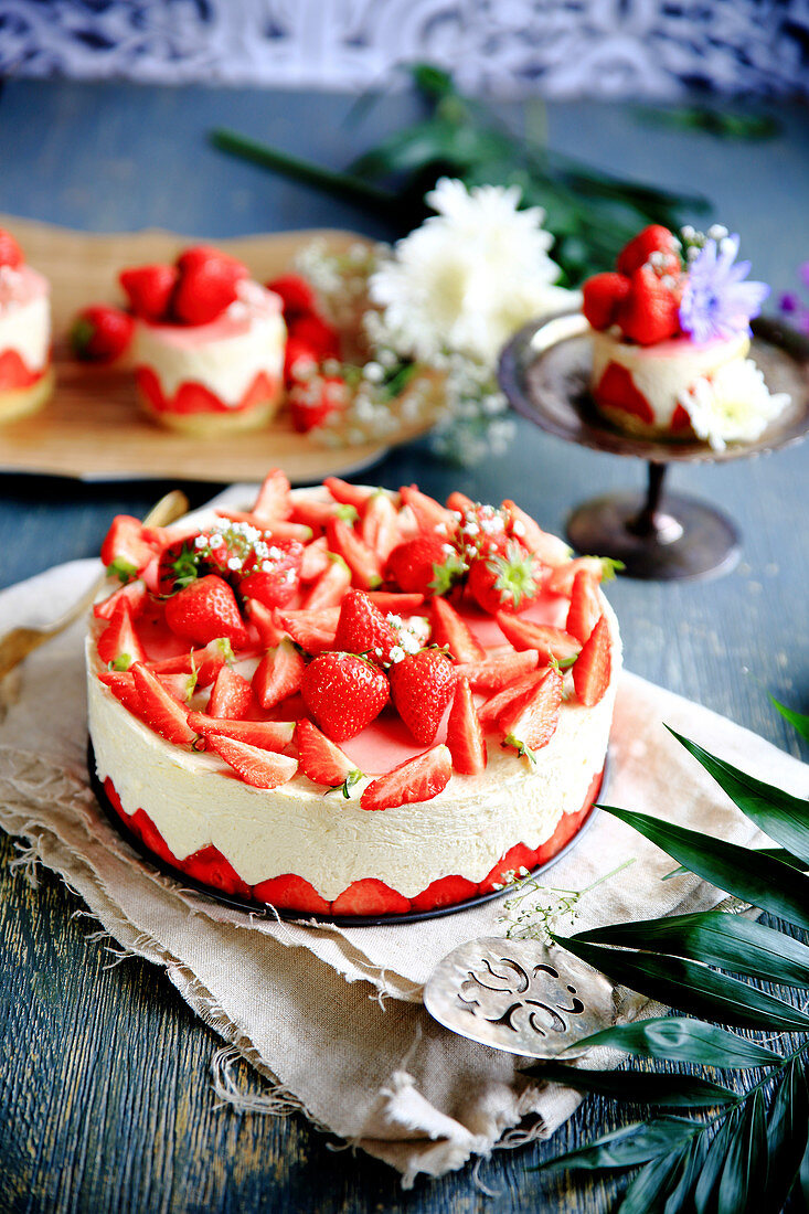 Fraisier (Erdbeer-Sahne-Torte) mit Orangenblüten-Mousseline