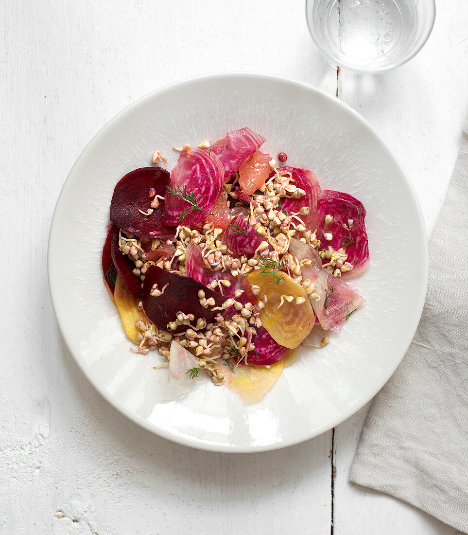 Salat mit Buchweizen, Roter Bete und Grapefruit