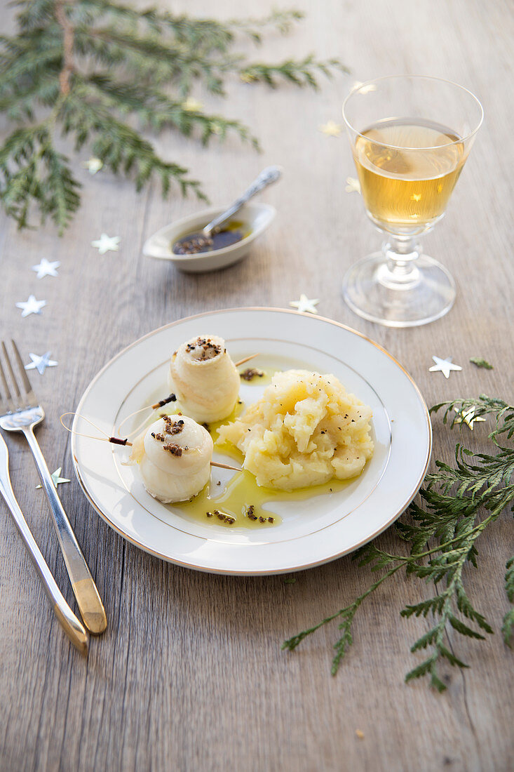 Rolled Salmon Fillets,Celeriac Puree With Truffle Oil