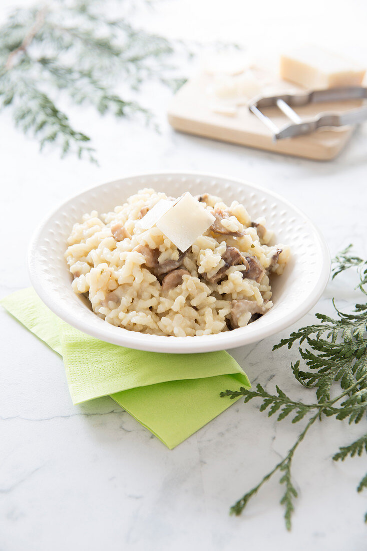 Risotto mit Austernpilzen, Kastanien und Parmesanspänen