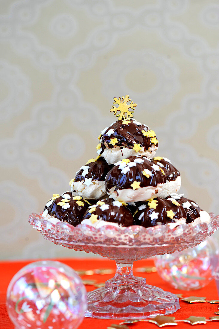 Chocolate Meringue Pyramid