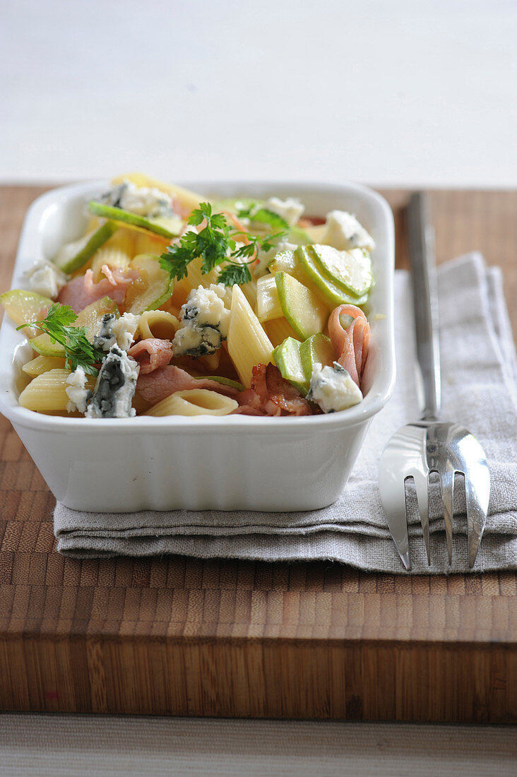 Penne with courgettes,bacon and Roquefort