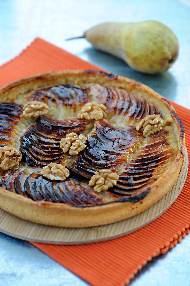 Birnen-Walnuss-Tarte