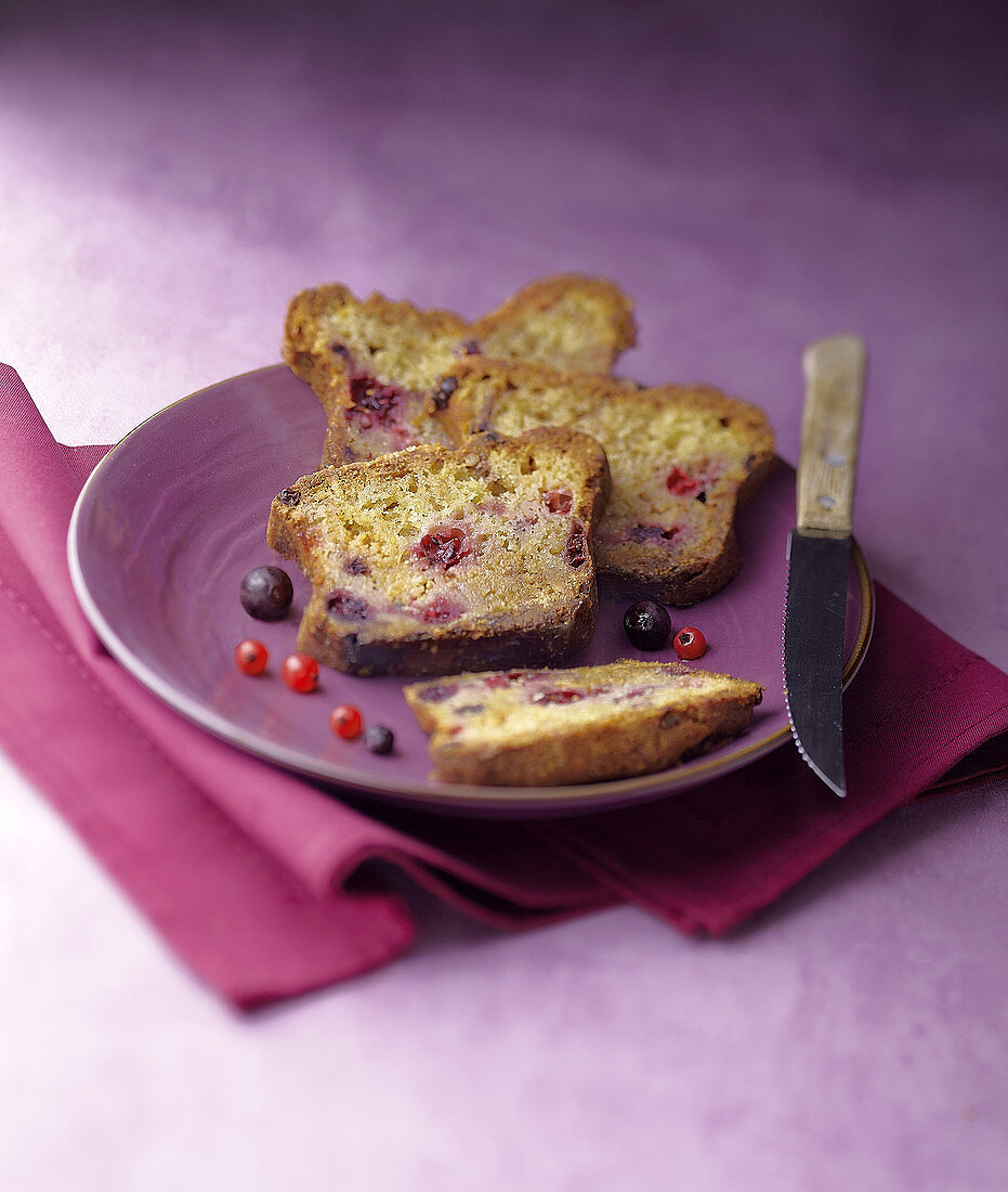 White chocolate,redcurrant and blackcurrant fruit cake