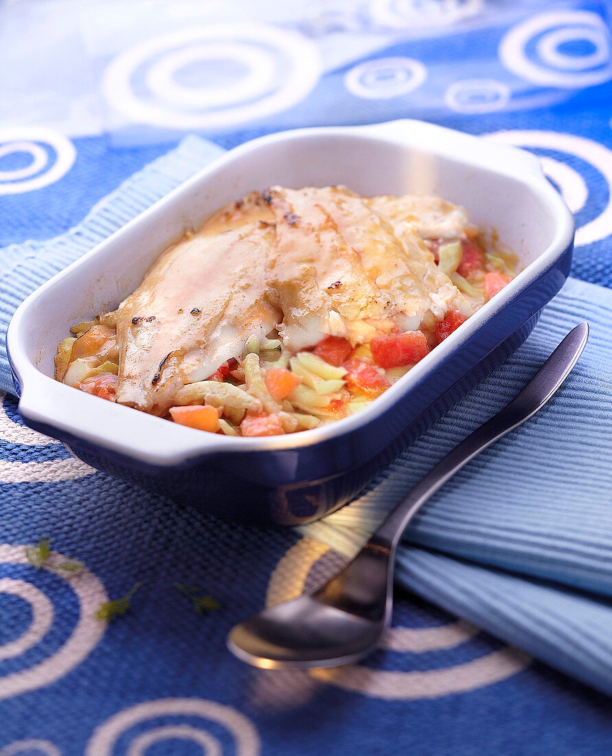Gratin of sea bream fillets with fennel and tomatoes