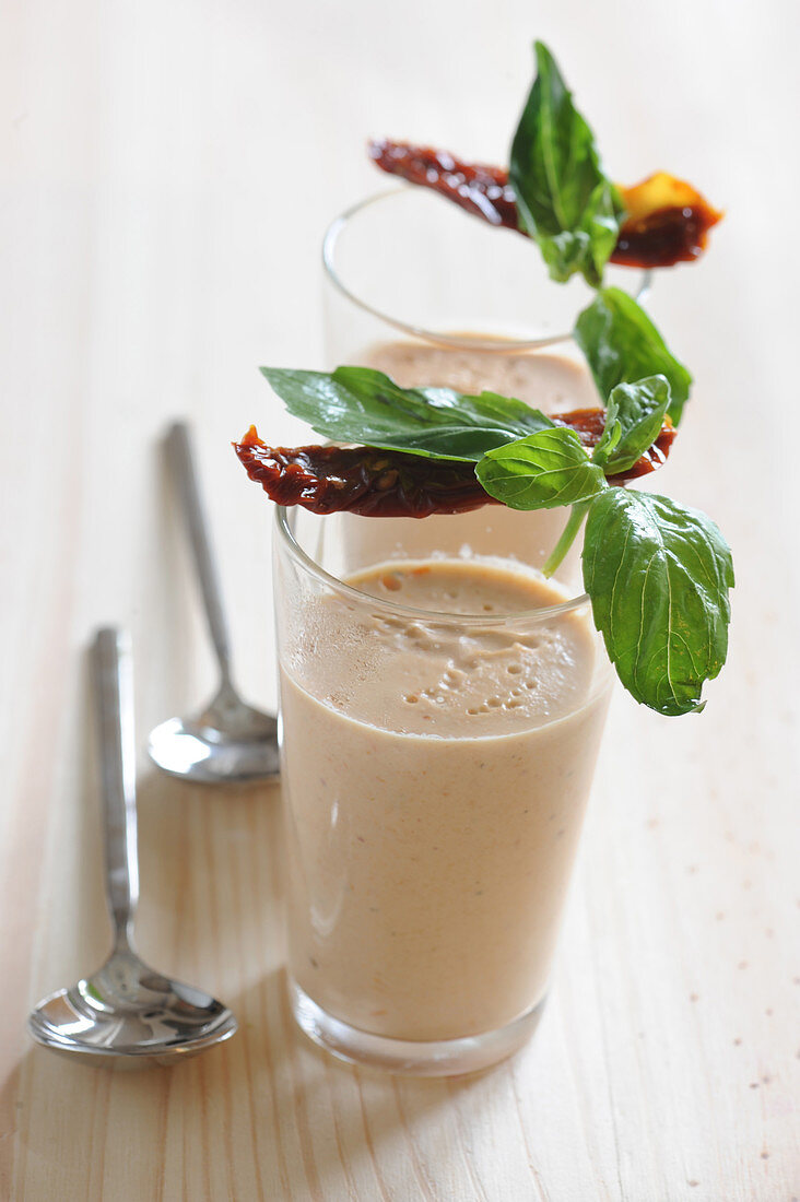 Panna cotta with sun-dried tomatoes and basil