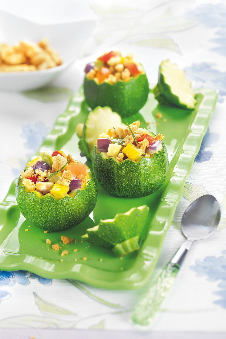 Round courgettes stuffed with vegetables and croutons