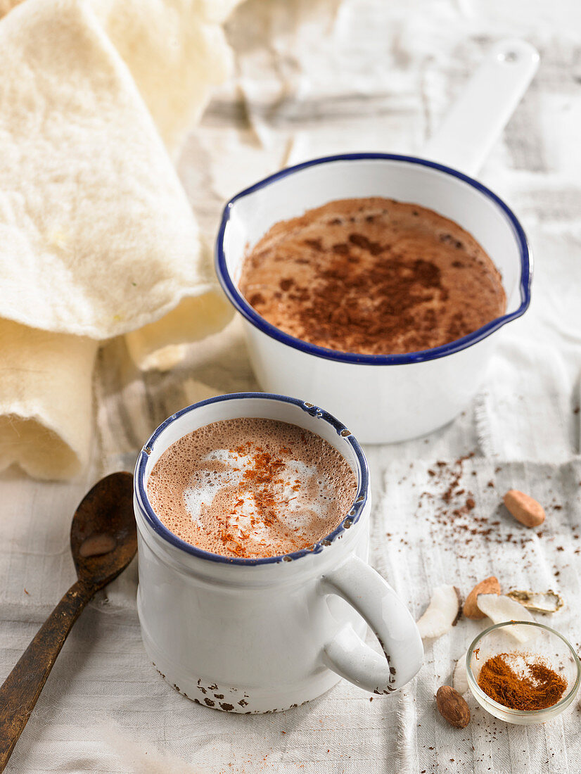 Hot chocolate with turmeric and hot chocolate with cocoa