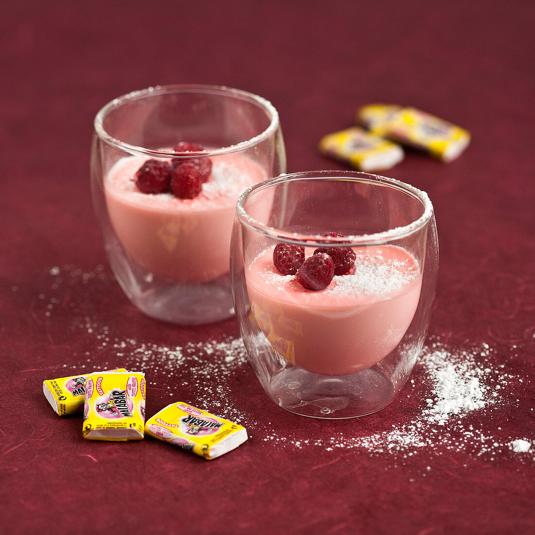 Panna Cotta mit Himbeeren