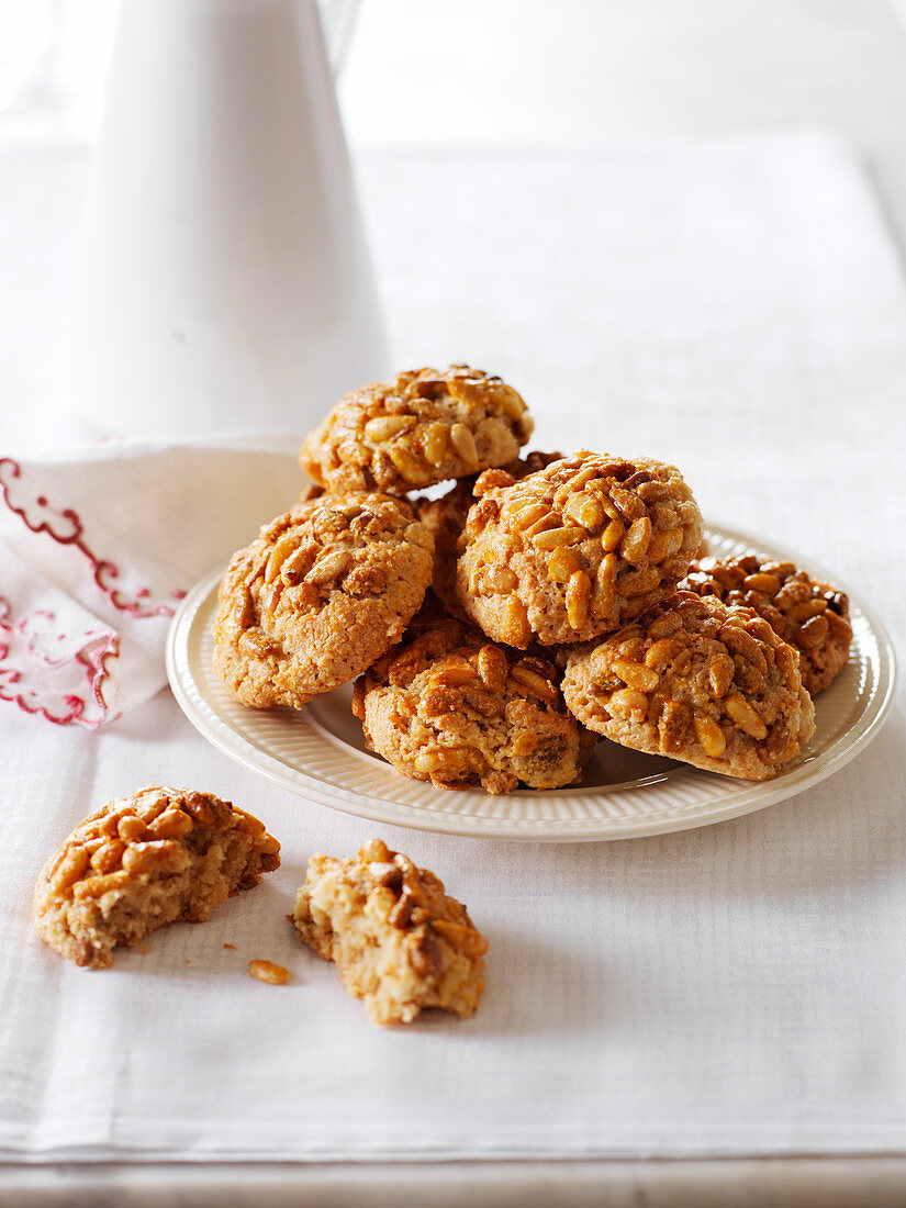 Almond And Pinenut Panellets
