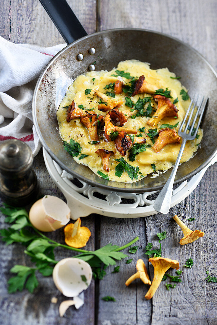 Chanterelle omelette