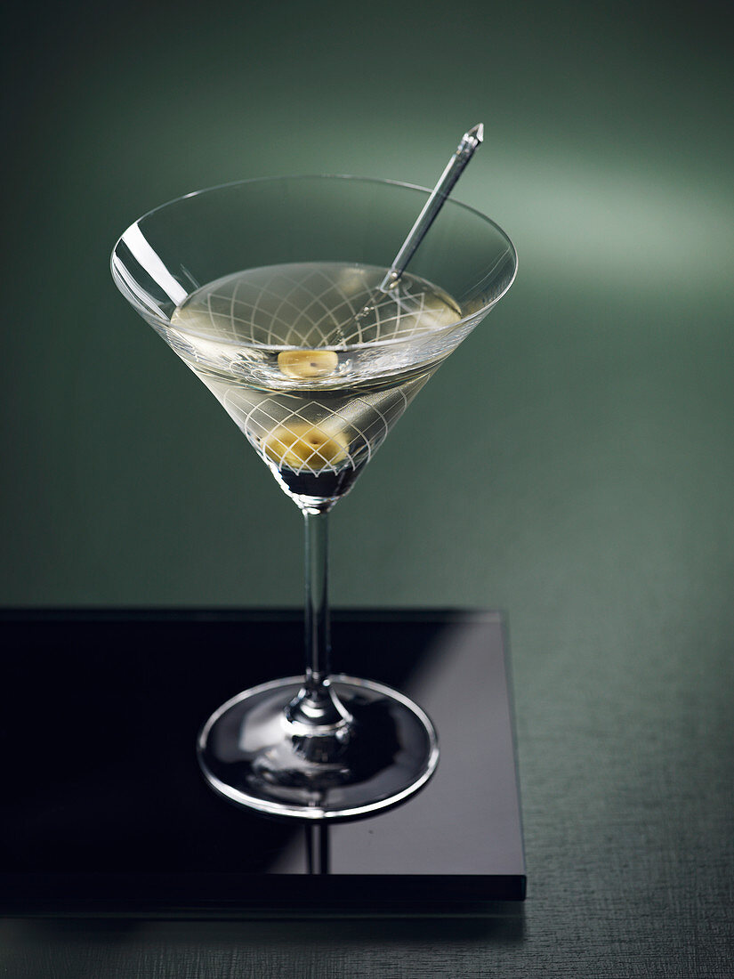 Martini Dry mit Olive