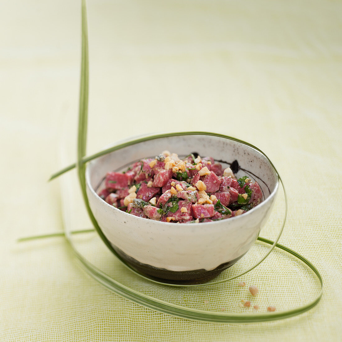 Duck tartare with peanuts